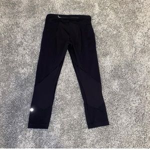 Lululemon Legging Crop with side pocket